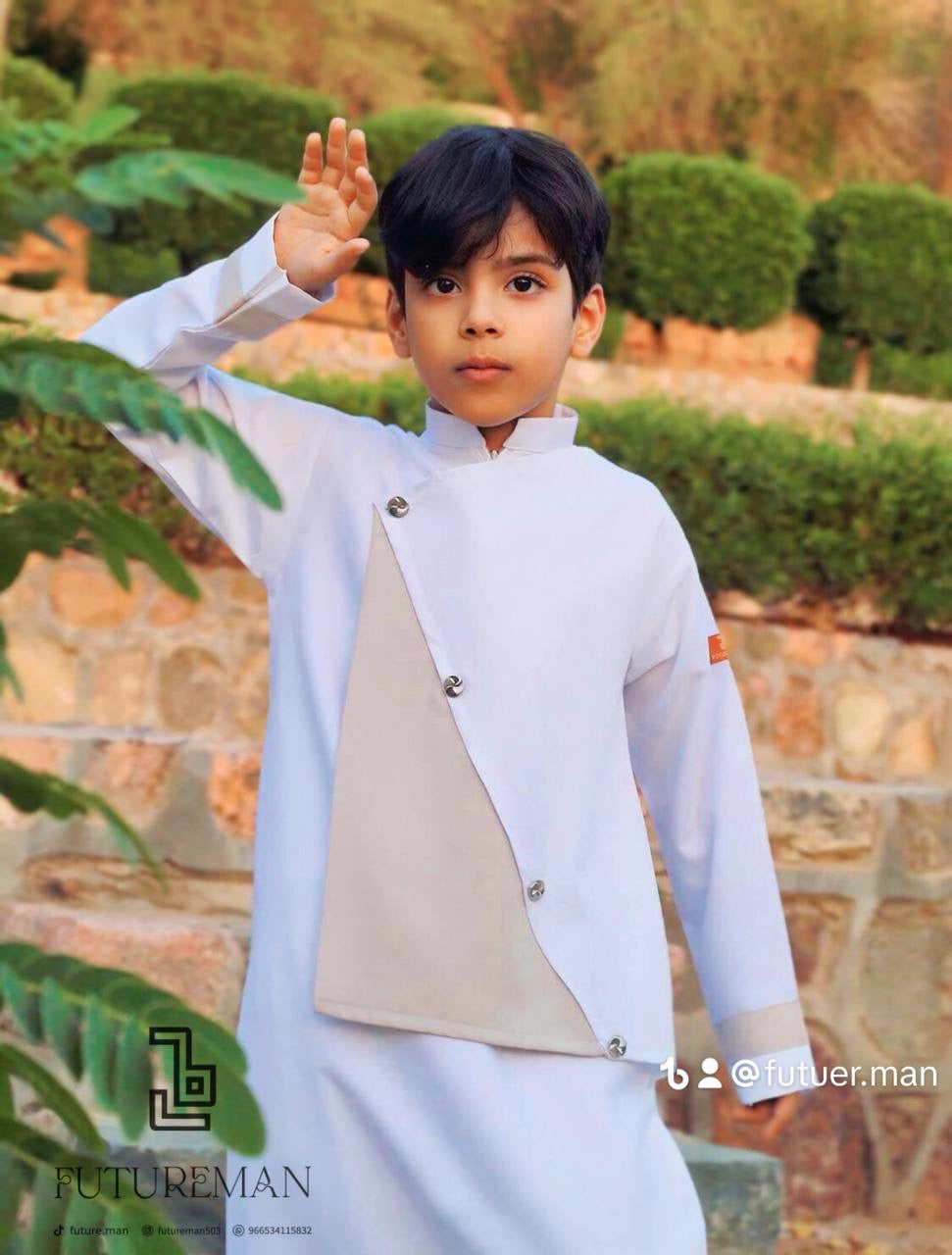 ثوب(زها حديد)