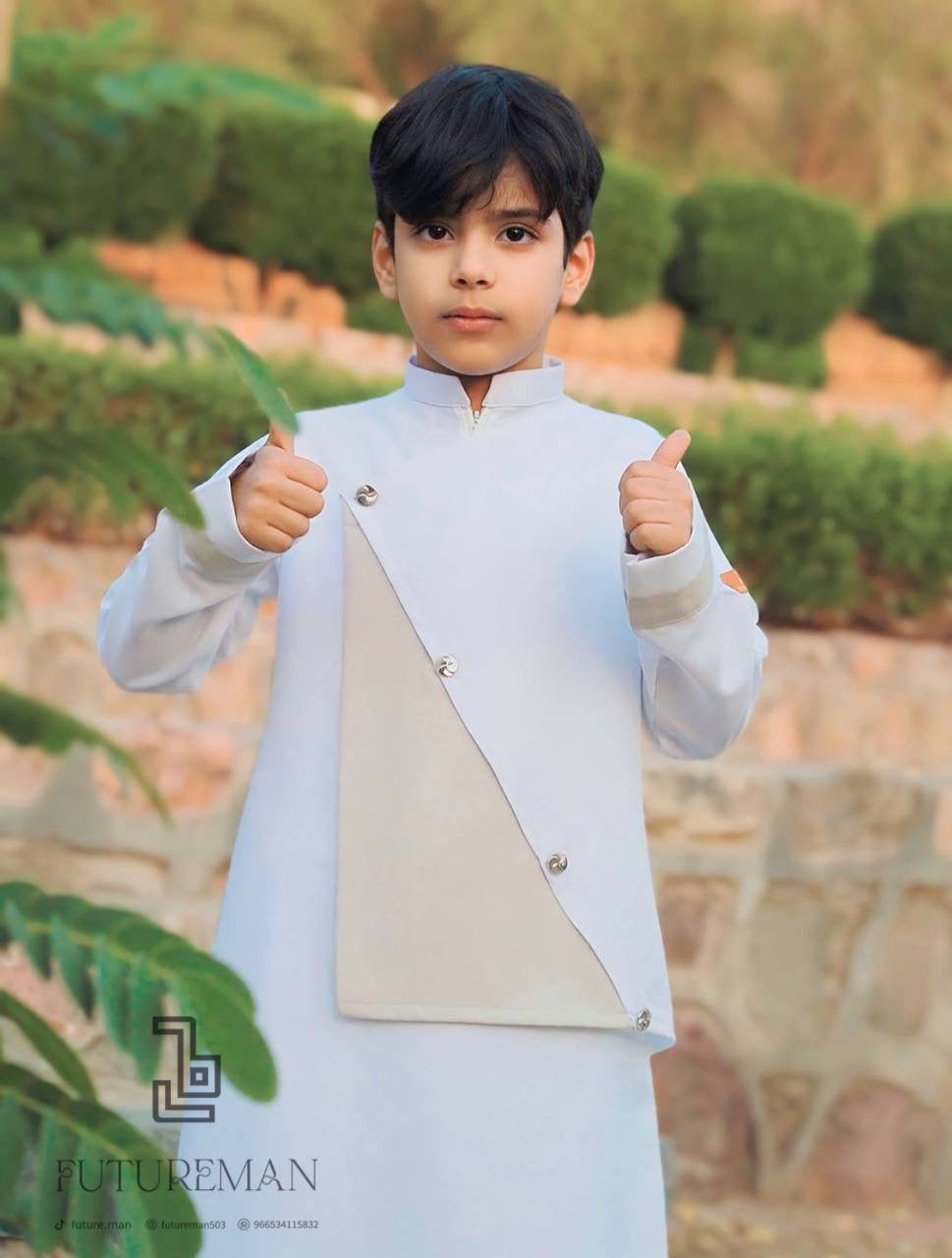 ثوب(زها حديد)