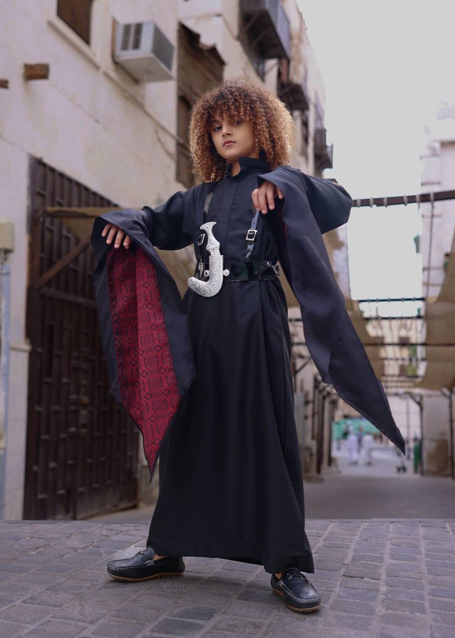 ثوب(الأسود)