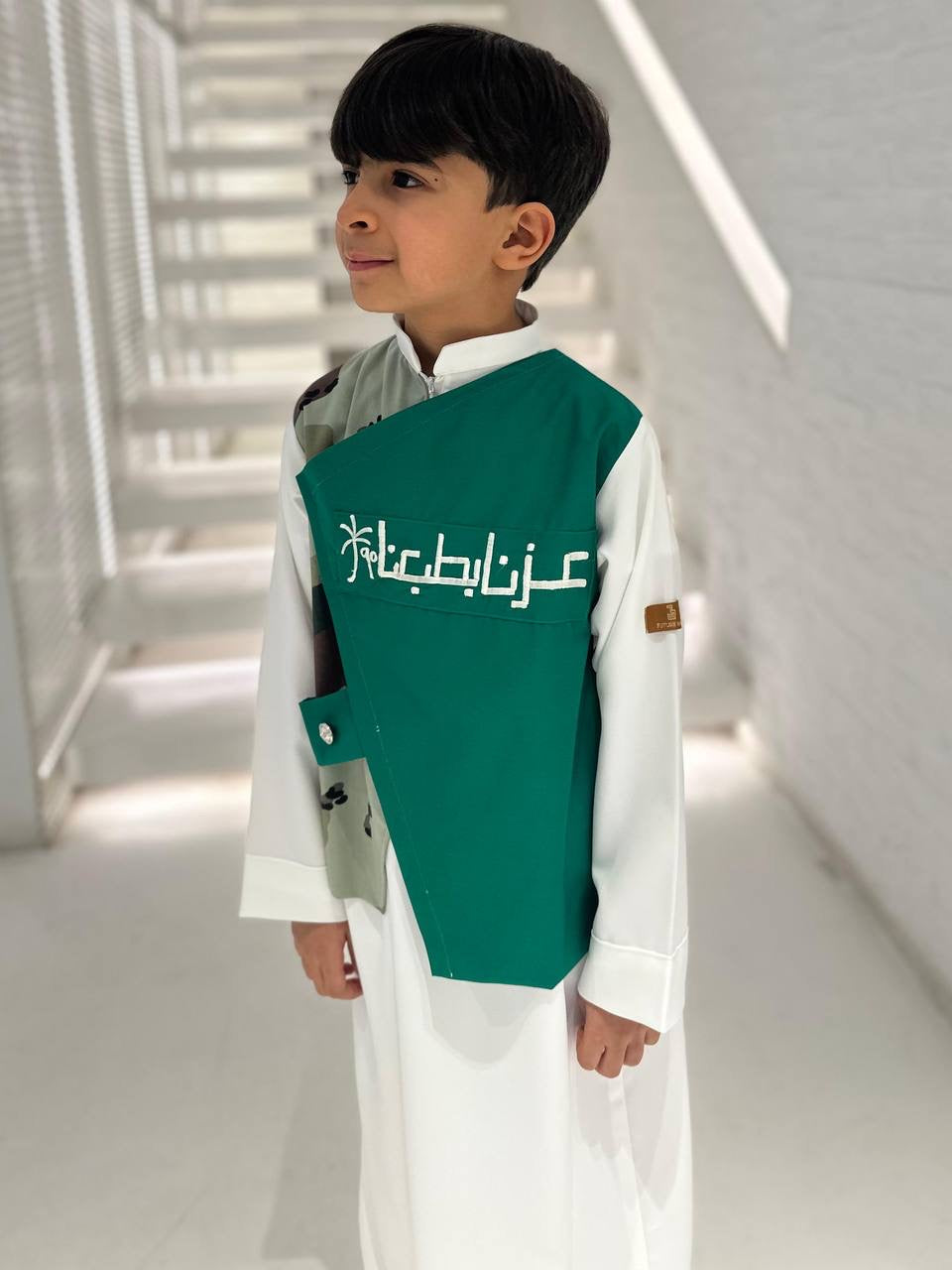 ثوب(عزنا)وطني