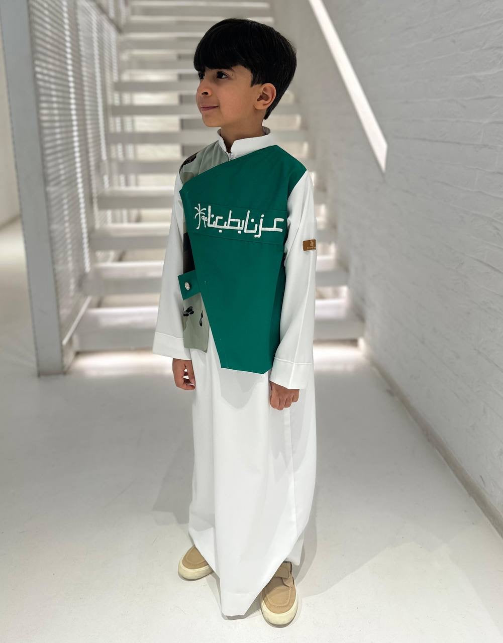 ثوب(عزنا)وطني