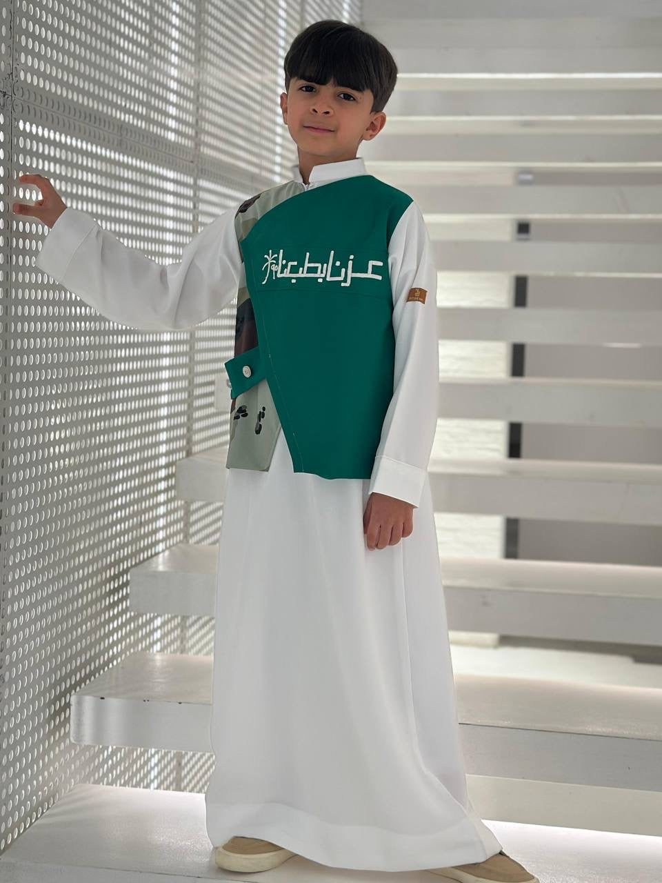 ثوب(عزنا)وطني