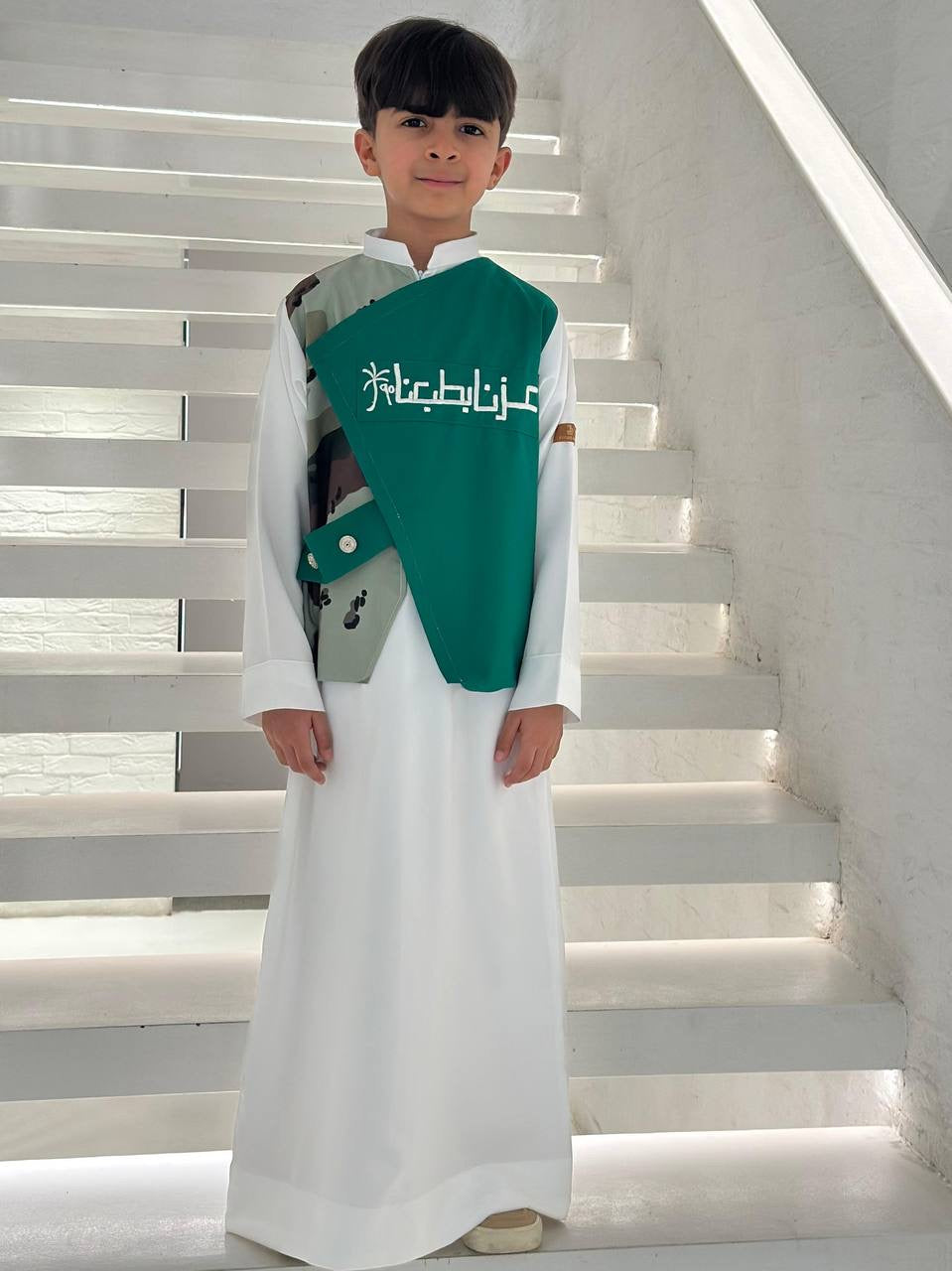 ثوب(عزنا)وطني