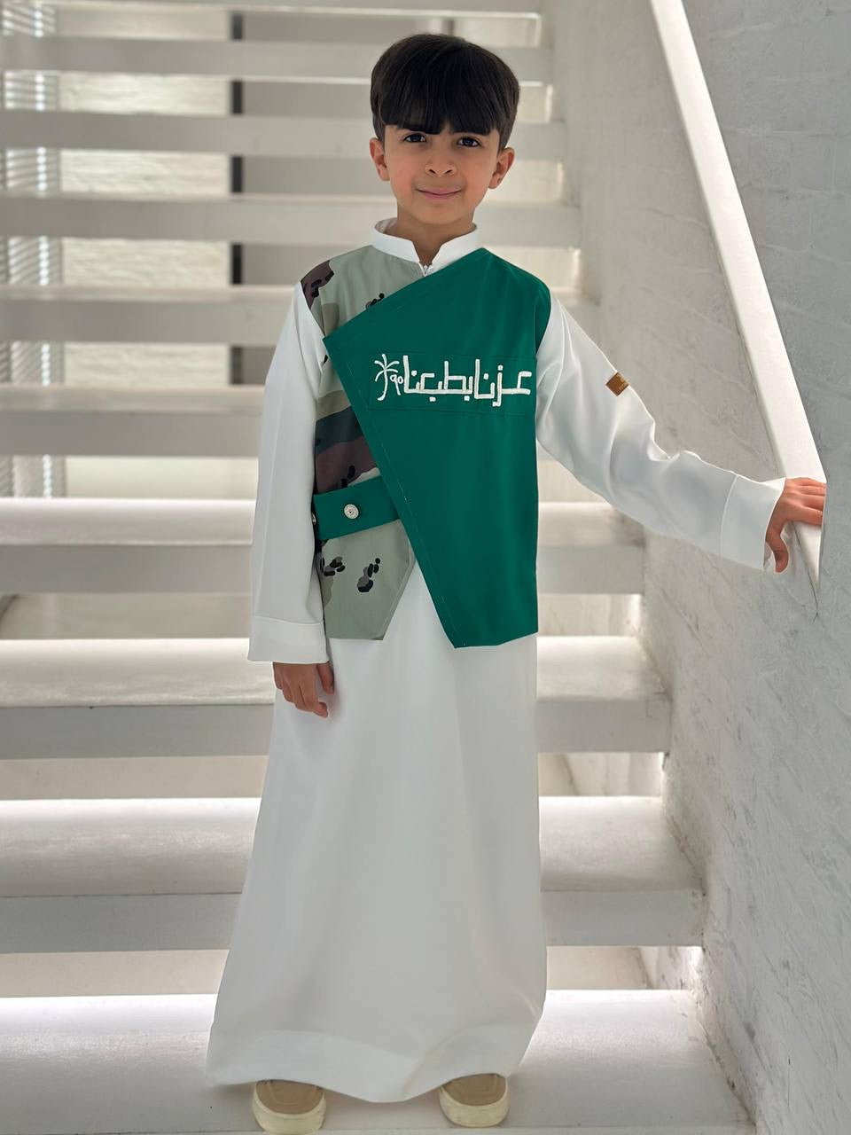 ثوب(عزنا)وطني