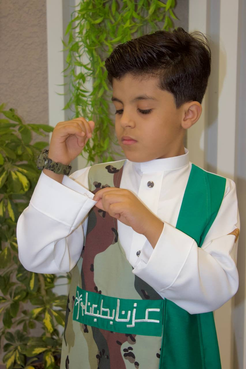 ثوب(طوويق)وطني